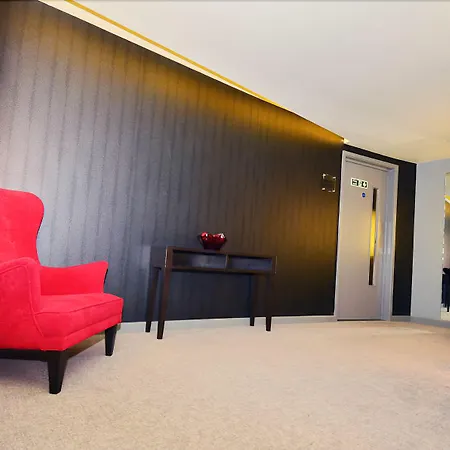 Axiom Park Hotel-3