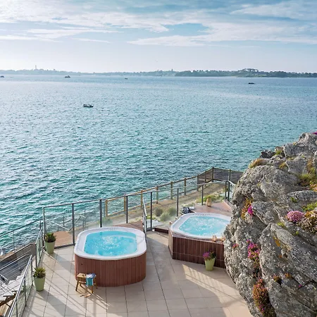 Résidences Les Jardins et Terrasses De Rockroum-3