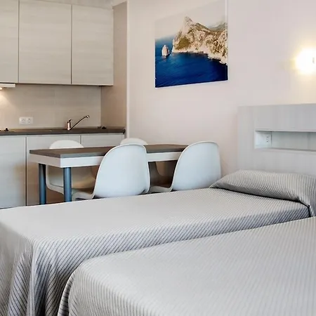 Apartamentos Sol Y Vera-2