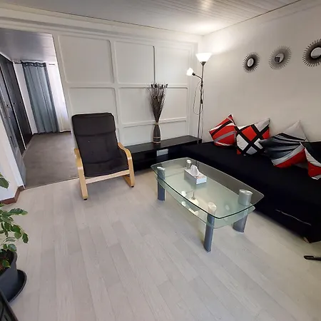 Nancyroom-3