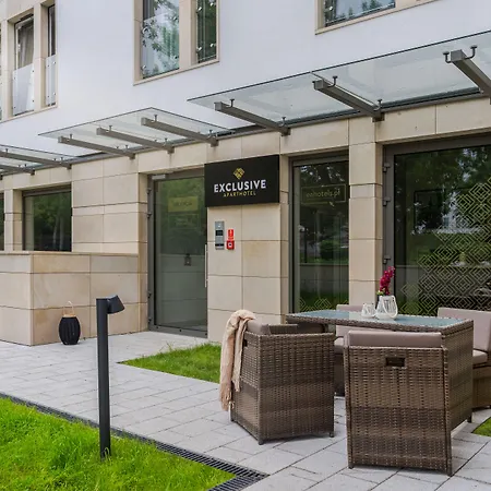 Exclusive Aparthotel Krakow Lubicz 40-3