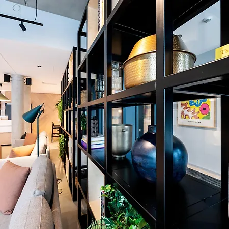 Staycity Aparthotels Frankfurt Airport-3