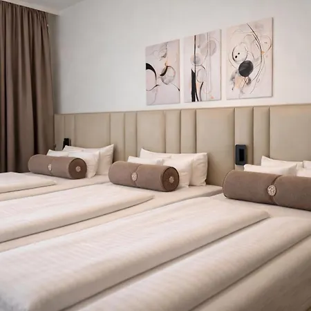 Bayer'S Boardinghouse Und Hotel-3