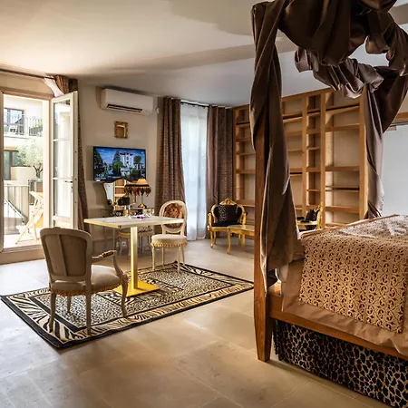 Le Clos Violette et Le 11 D'Aglaé - Hôtel de Charme Design de Luxe-3