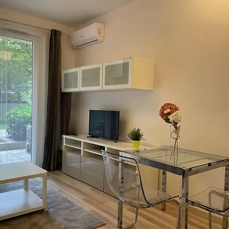 Corvin Center Suites-3
