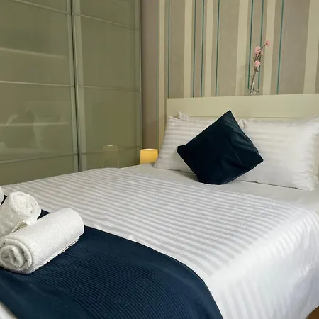 Corvin Center Suites-2