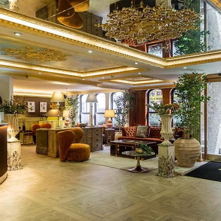 Mayfair House-3