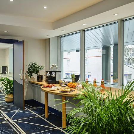 Residence Mercure Paris La Defense Grande Arche-3