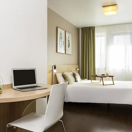 Aparthotel Adagio Access Paris Reuilly-3