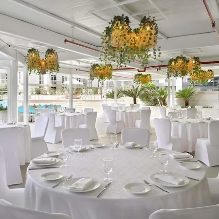 Moevenpick Hotel Apartments Downtown Dubai-3