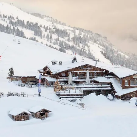 Hôtel 3 étoiles -Restaurant Le Pilatus Courchevel-2