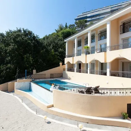 Residence D'Azur Riou-2