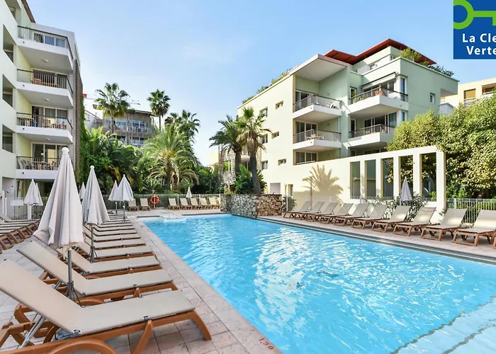 Résidence Pierre&Vacances Premium Port Prestige Antibes