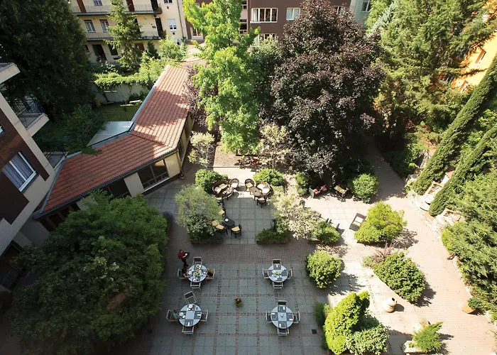 Adina Apartment Hotel Budapest