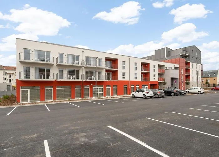 Appart HotelDomitys La Cristal'In