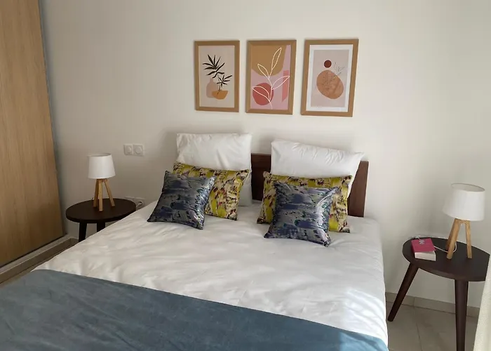 Aparthotel Domitys - Regalecia à Uzès