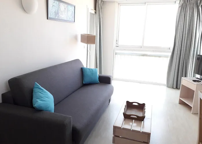 Appart HotelRésidence Goélia Les Jardins De L'Oyat