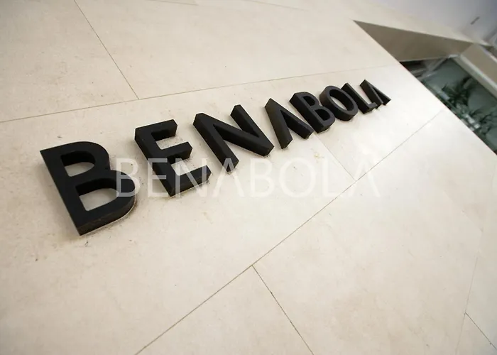 Benabola Hotel & Suites