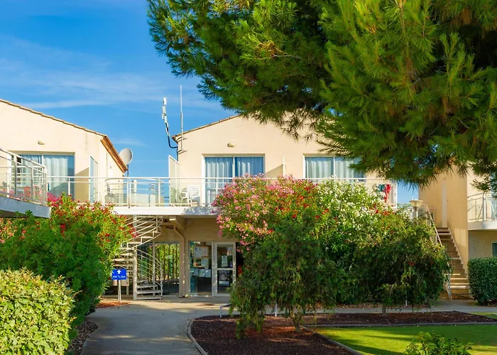 Appart HotelRésidence Goélia Les Jardins De Phoebus