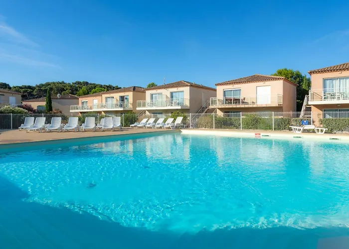 Appart HotelRésidence Goélia Les Jardins De Phoebus