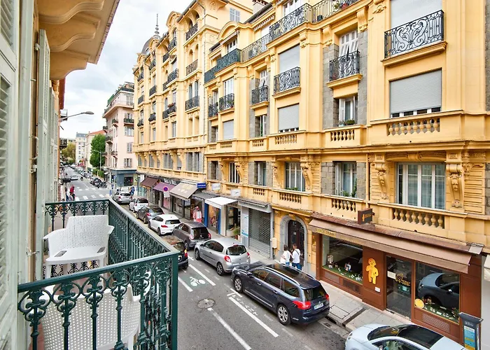 Aparthotel 9 Alberti Nice Centre