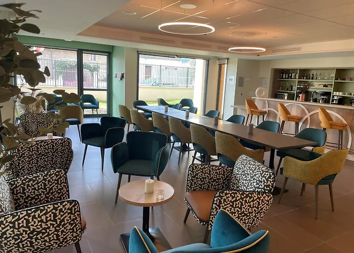 Domitys Les Demoiselles - résidence intergénérationnelle Beaune 