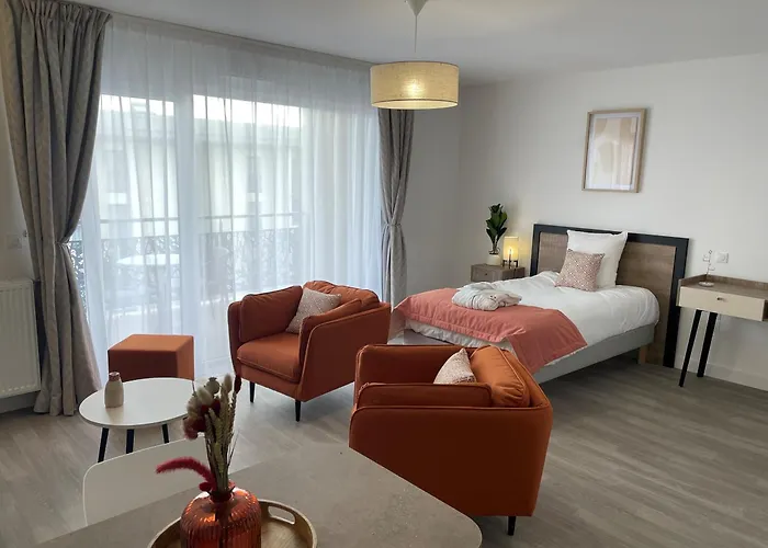 Domitys Les Demoiselles - résidence intergénérationnelle Beaune 