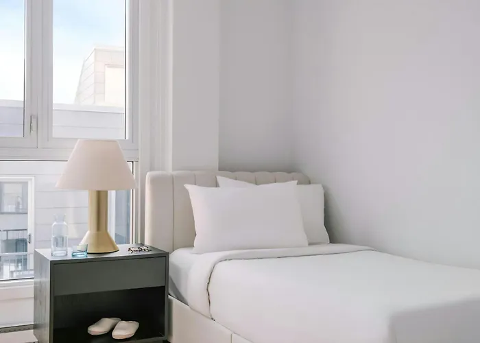 Appart HotelSonder By Marriott Bonvoy Penny Lane Apartments Old Montreal