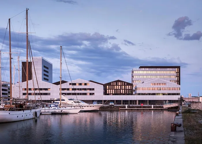 Appart HotelMontempô Bordeaux Centre - Bassins À Flot