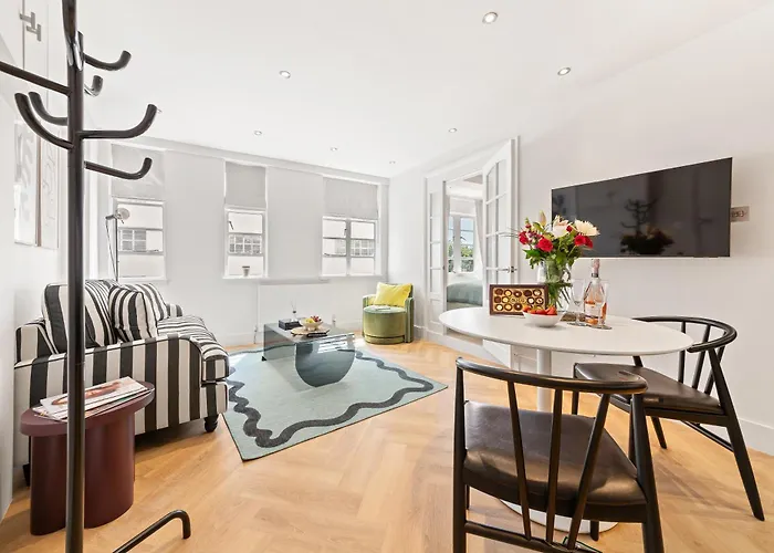 Nell Gwynn Chelsea Accommodation