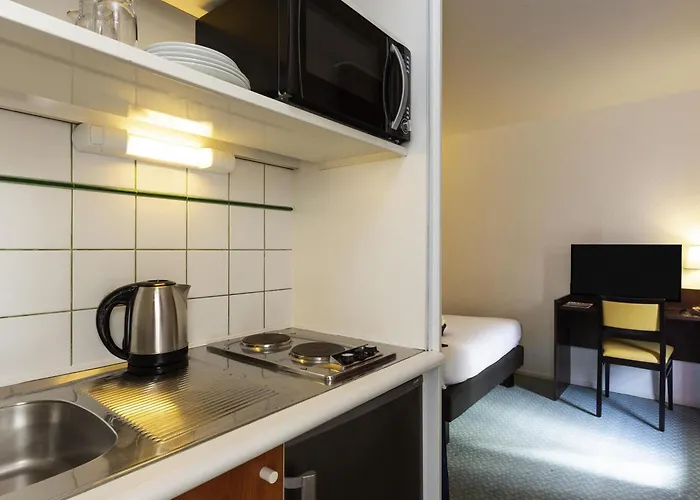 Appart HotelAdagio Access La Défense - Léonard De Vinci