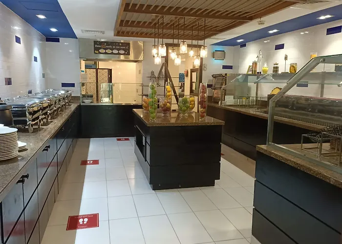 Appart HotelRamada By Wyndham Downtown Dubai