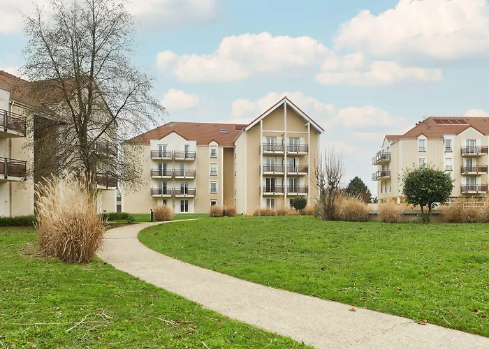 Residhome Roissy Village