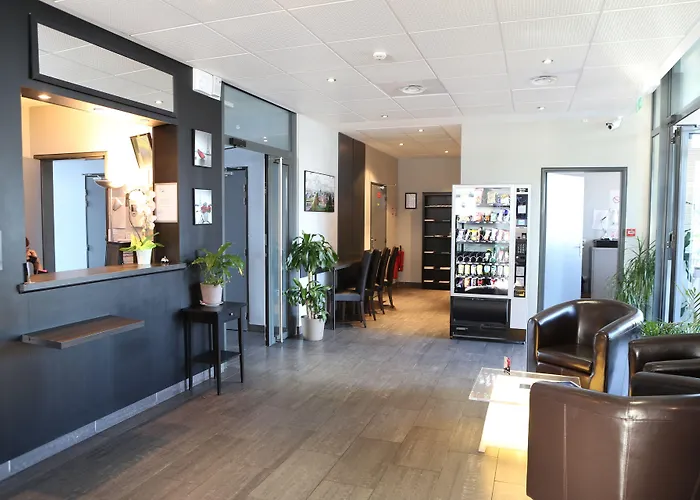 Aparthotel Adonis Paris Sud à Chevilly-Larue