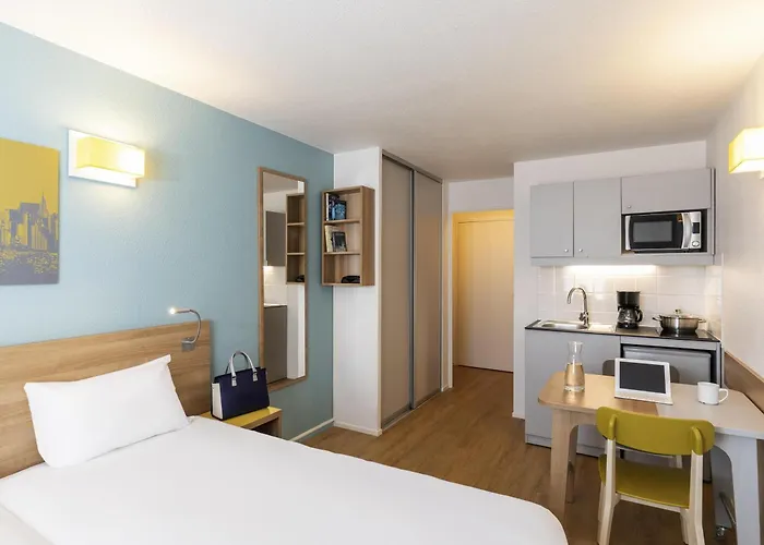 Aparthotel Adagio Access La Défense - Place Charras