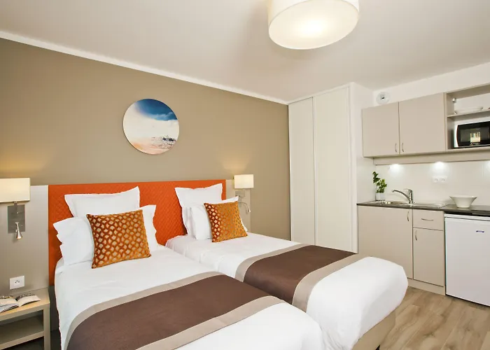 Appart HotelResidhome Paris Rosa Parks