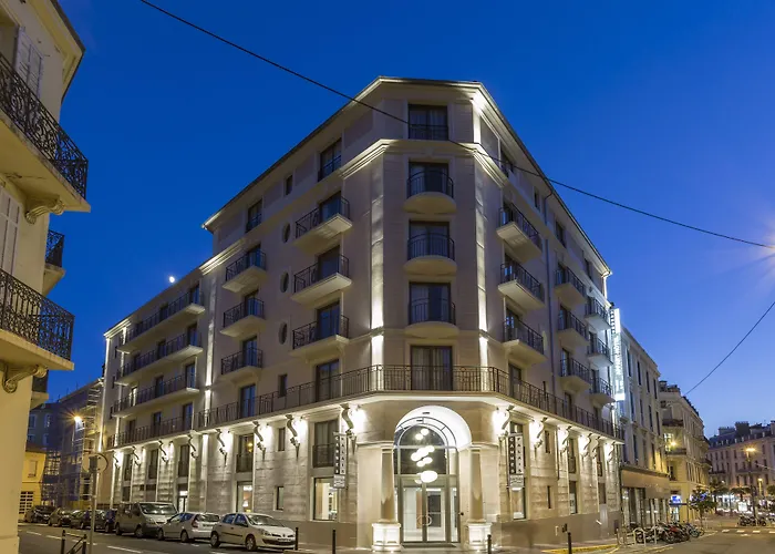 Néméa Appart'Hôtel Cannes Palais