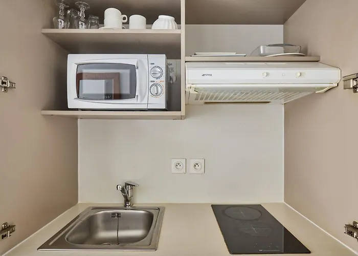 Appart HotelOdalys City - Marseille Prado