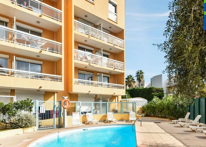 Résidence Pierre&Vacances La Rostagne Juan-les-Pins