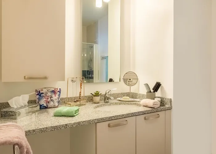 DOMITYS Le Vallon des Bois Le Mans