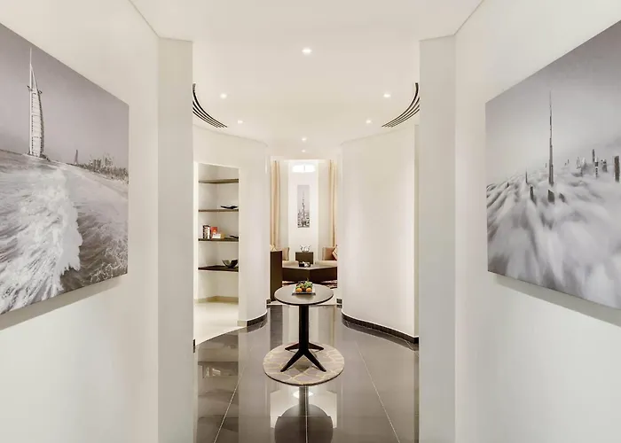 Aparthotel Adagio Premium Dubai Al Barsha