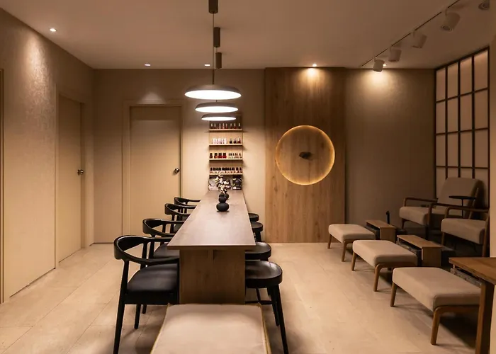 Thission Luxury Homes & Spa By K&K Athènes