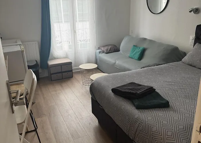 Hotel La Défense Bois-Colombes
