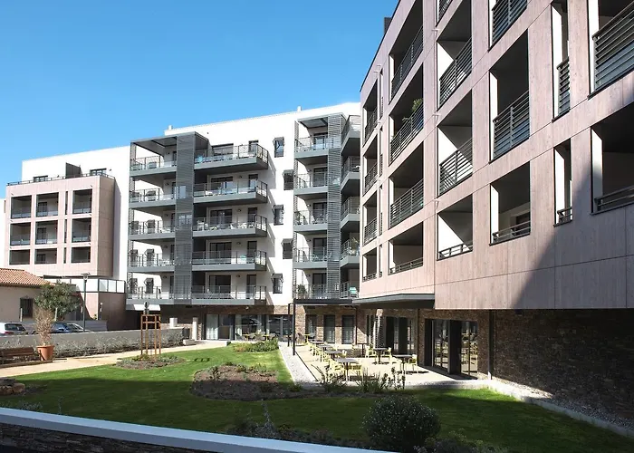 Appart HotelDomitys La Palombine