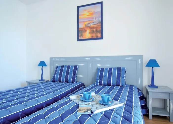 Appart HotelVacancéole - Les Jardins De L'Amirauté