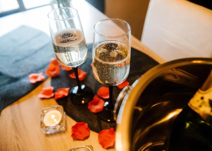 La Suite Romantique avec Jacuzzi au Cœur de Perpignan