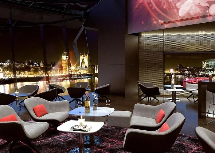 Appart HotelPlaza On The River