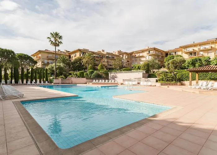 Résidence Pierre&Vacances Eden Parc Saint-Tropez